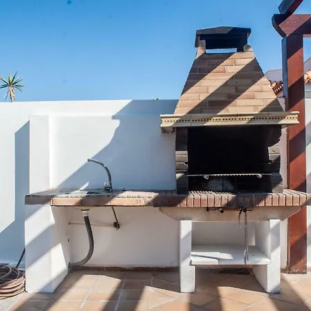 Amelia - 4 Bedrooms, Aircon, Private Pool, Wifi, Golf View
