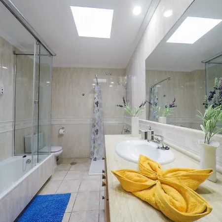 Amelia - 4 Bedrooms, Aircon, Private Pool, Wifi, Golf View Caleta de Fuste