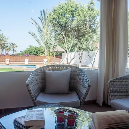 Amelia - 4 Bedrooms, Aircon, Private Pool, Wifi, Golf View Caleta de Fuste