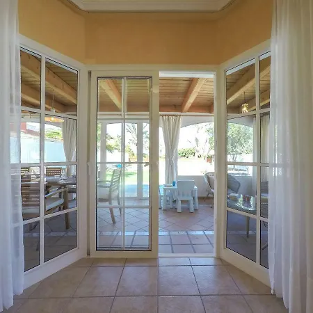Amelia - 4 Bedrooms, Aircon, Private Pool, Wifi, Golf View Caleta de Fuste