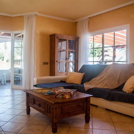 Amelia - 4 Bedrooms, Aircon, Private Pool, Wifi, Golf View