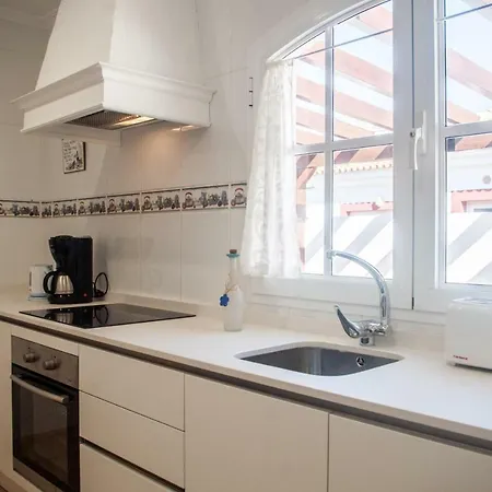 Amelia - 4 Bedrooms, Aircon, Private Pool, Wifi, Golf View *