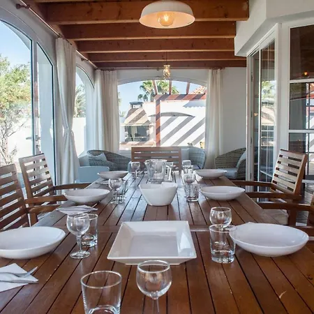 Amelia - 4 Bedrooms, Aircon, Private Pool, Wifi, Golf View *
