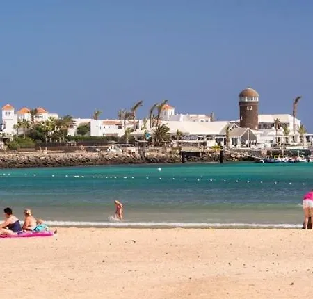 Amelia - 4 Bedrooms, Aircon, Private Pool, Wifi, Golf View * Caleta de Fuste